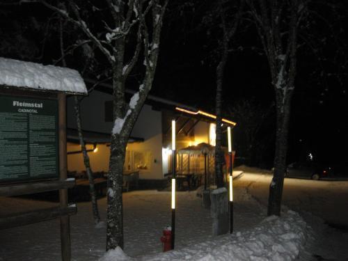 Albergo Pineta Castello-Molina di Fiemme Exteriör bild